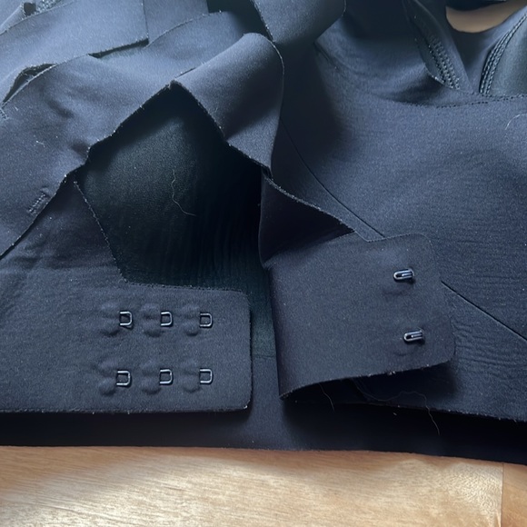 Lululemon Enlite Weave-Back Bra - High Support - Picture 7 of 7